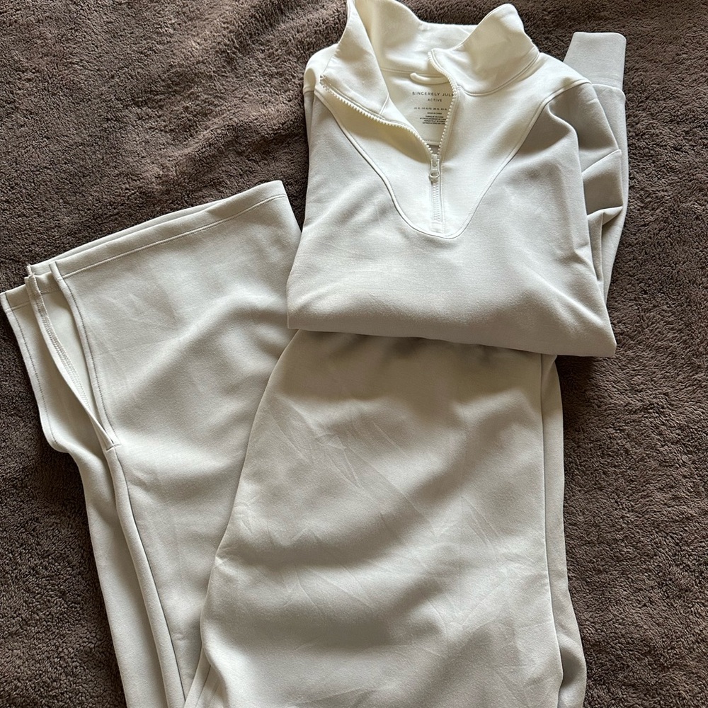 Lounge set